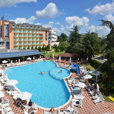 酒店 Baikal 4*
